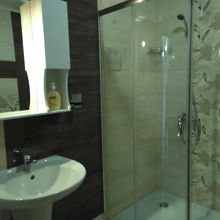 Апартаменты New Sara 4 *